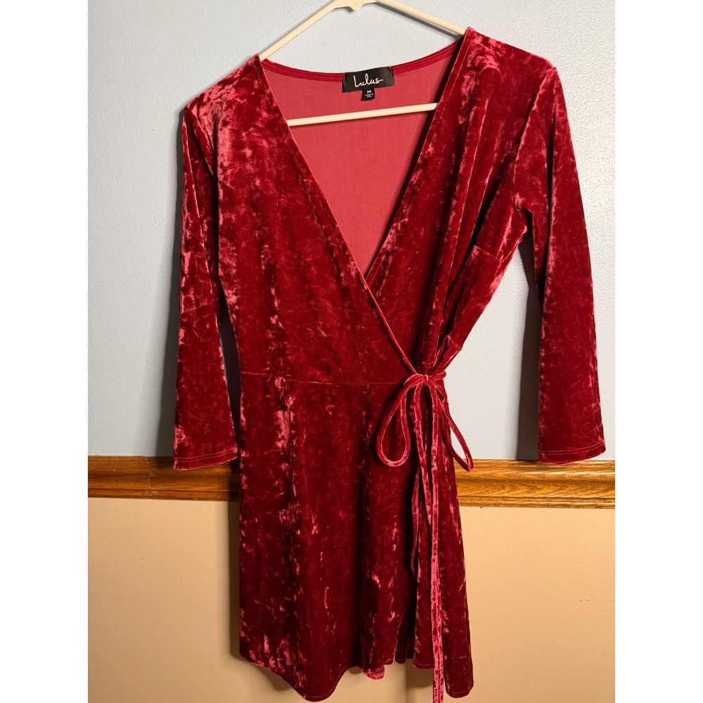 Lulus Red Crushed Velvet Wrap Dress Long Sleeve Mini Burgundy DD2640 Medium